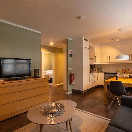 Old Town Modern Apartment アークレイリ エクステリア 写真