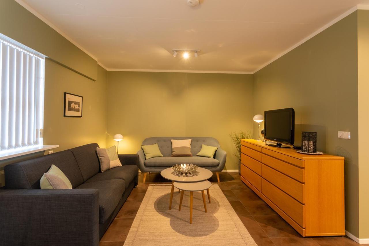 Old Town Modern Apartment アークレイリ エクステリア 写真